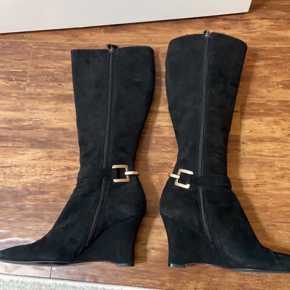 Hugo Boss Suede Wedge Zipup Boots - Picture 9 of 17